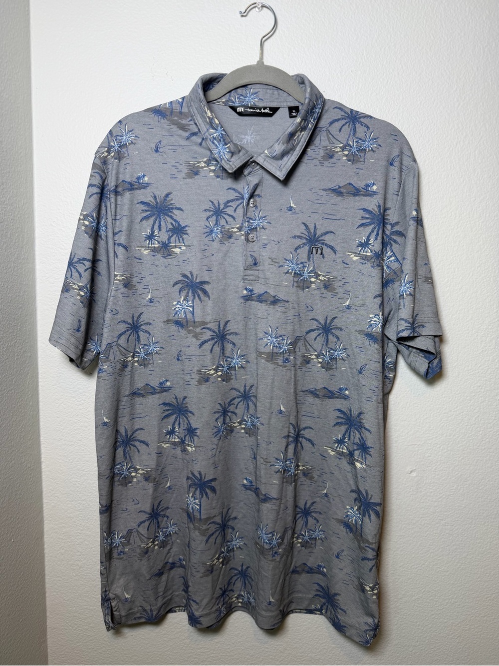 Travis Mathew Gray Collared Polo with Blue Palm Print Hawaiian Pima Cotton XL